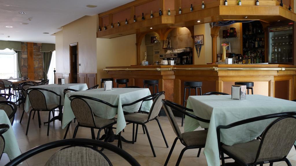 Hotel Larry Cee Zewnętrze zdjęcie